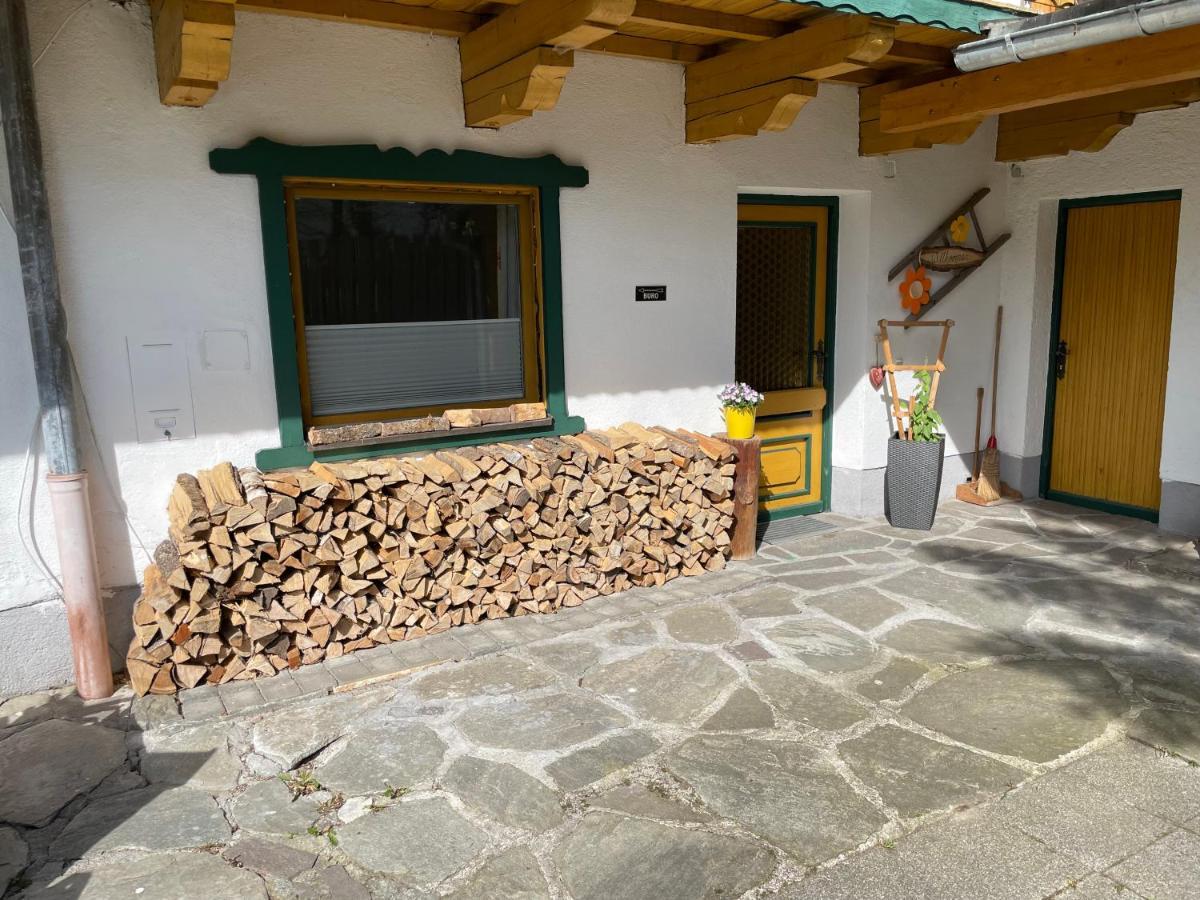 Ferienwohnung Maxi Maishofen Exteriör bild